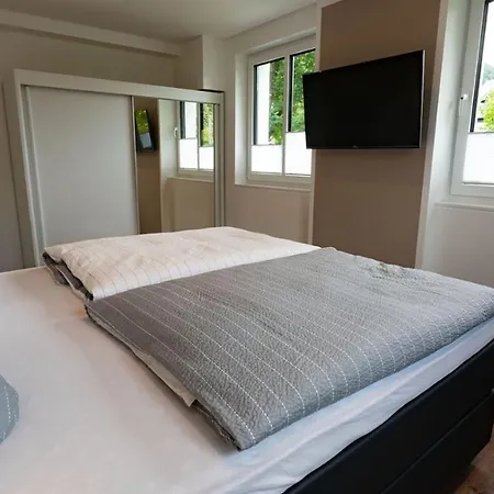 Neu Mont Royal Suiten 2 Bis 4 Personen Traben-Trarbach Esterno foto